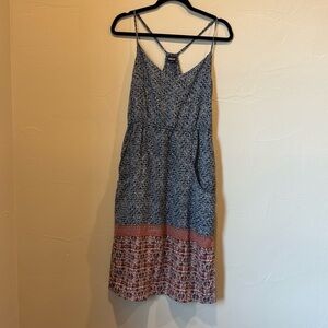 Patagonia Dress Size M Navy with Burnt Orange Lower section